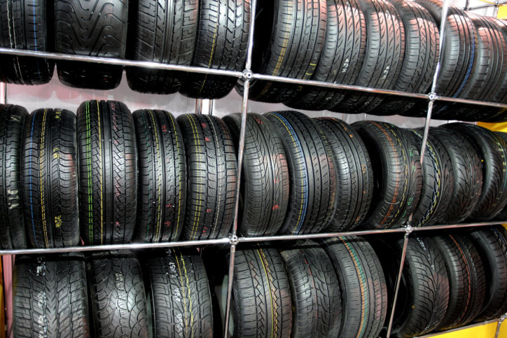 Professional automotive repair and mechanical service diagnostic check